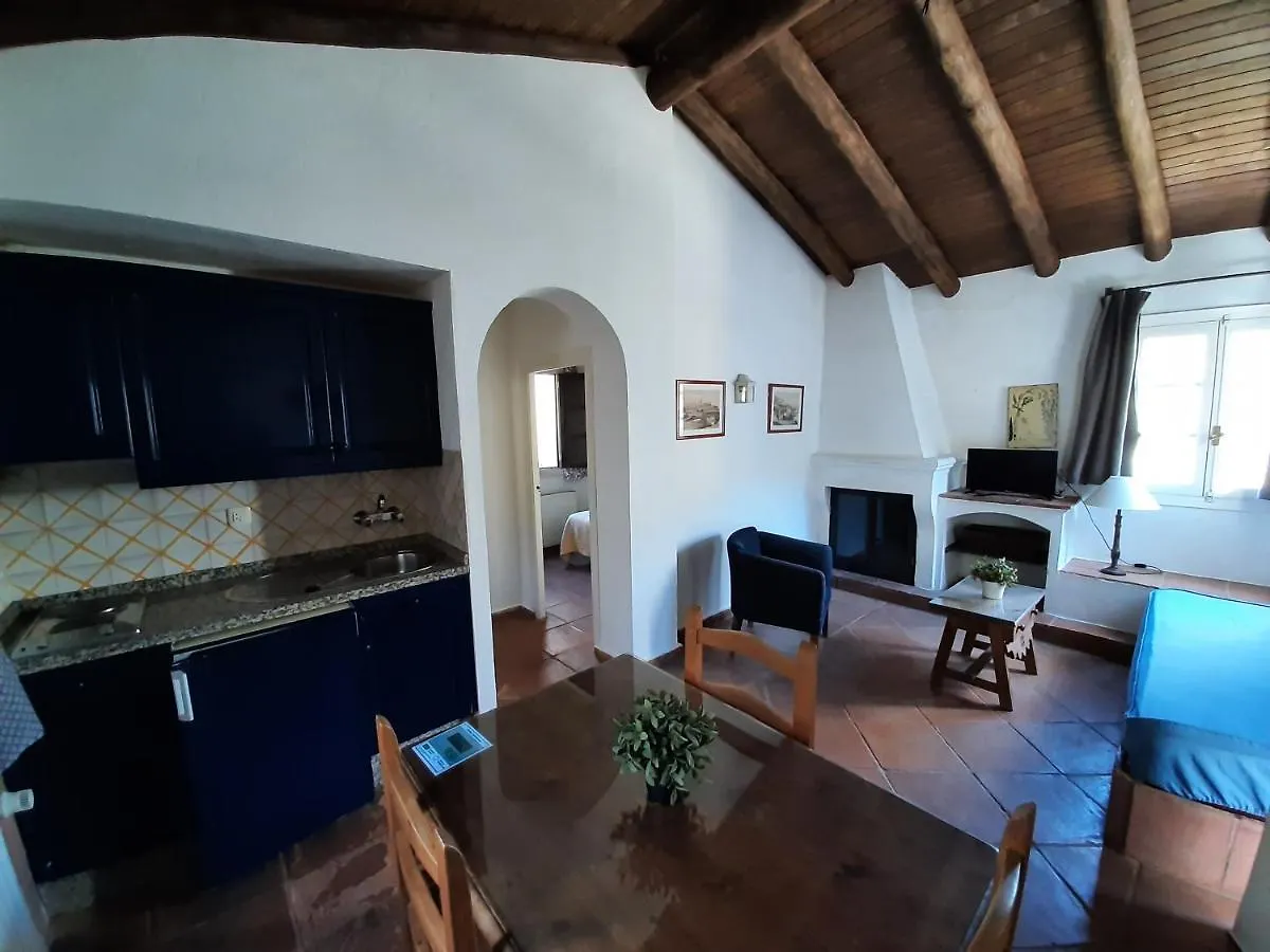 Finca Valbono Apartamentos Rurales Y Hotel Aracena